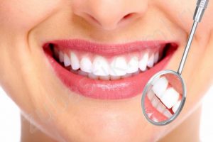 Реставрация зубов с помощью виниров