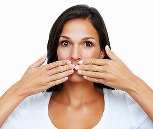 Профилактика появления неприятного запаха из полости рта